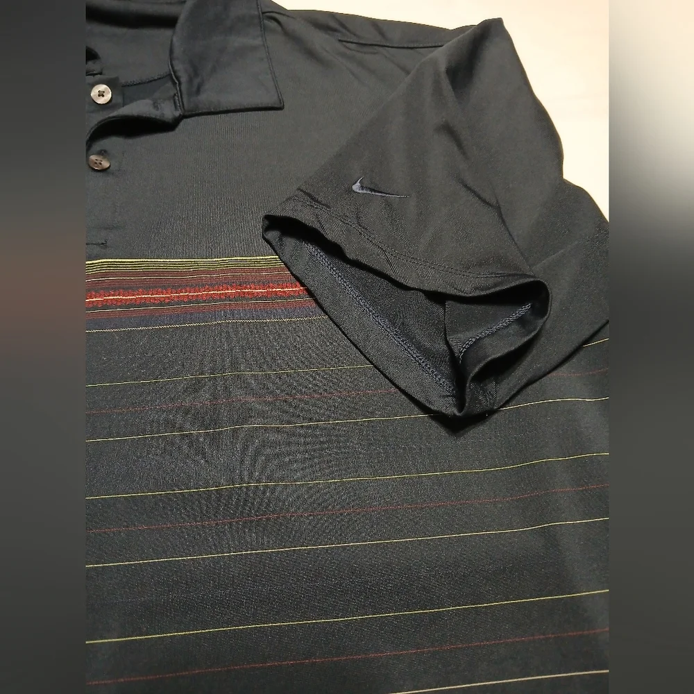 Nike‎ Men's Navy Polo Shirt with Striped Design